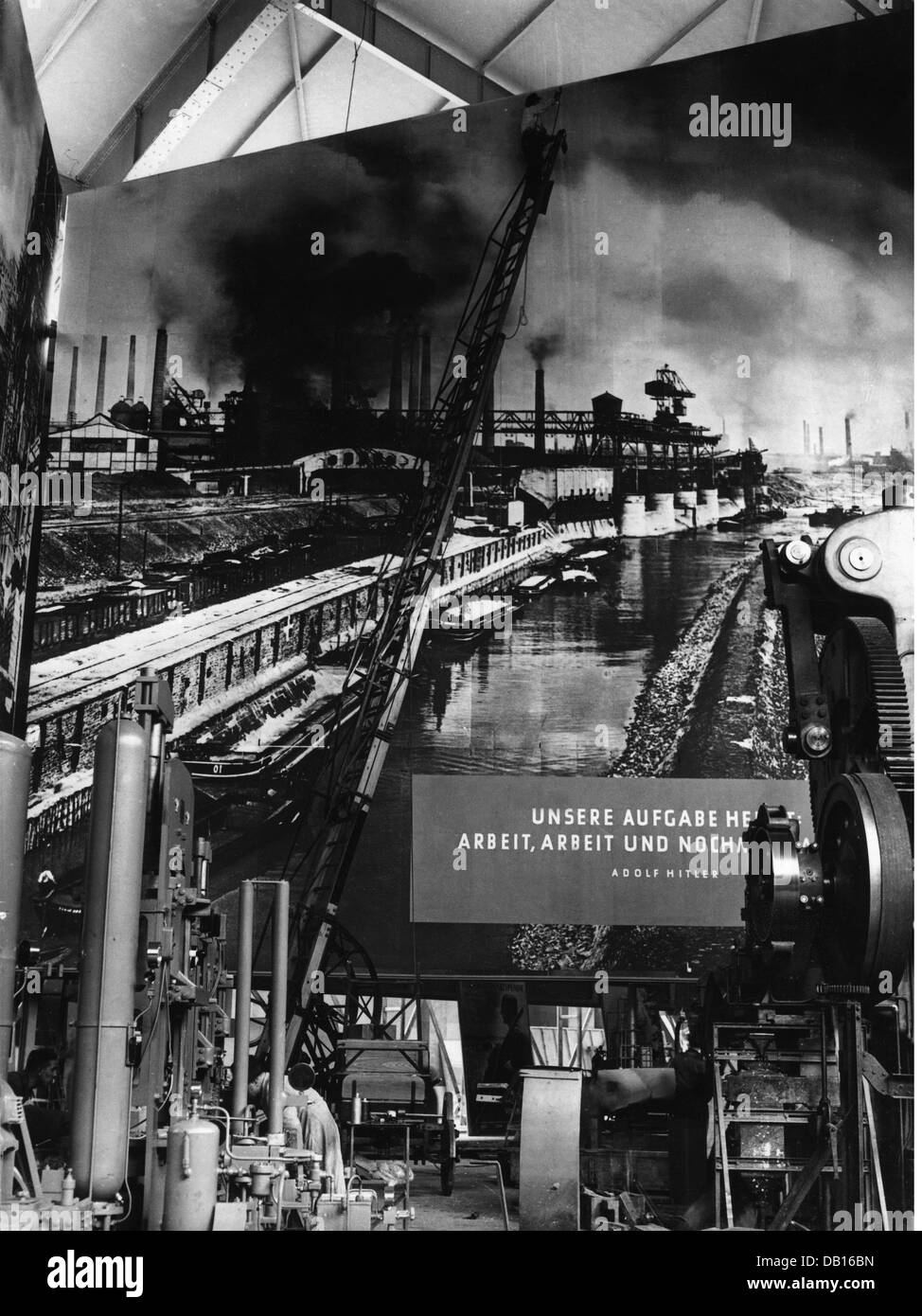 Nationalsozialismus / Nationalsozialismus, Propaganda, Ausstellung 'Gebt mit vier Jahren Zeit' 'Give me Four years of time', Vorbereitung, Berlin, 1937, Zusatzrechte-Clearences-nicht vorhanden Stockfoto