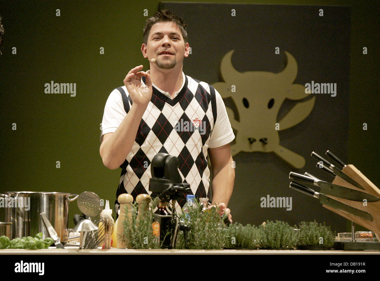 German Tv Cook Stockfotos und -bilder Kaufen - Alamy