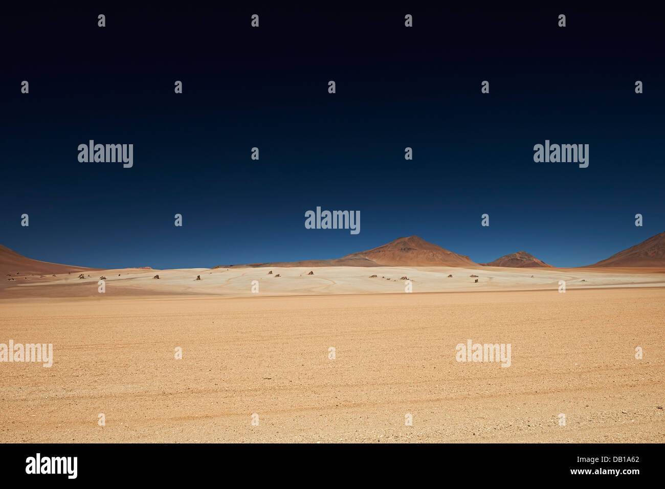 Landschaft von Salvador Dalí Wüste auch bekannt als Dalí Tal (Valle de Dalí), Reserva Nacional de Fauna Andina Eduardo Abaroa Stockfoto