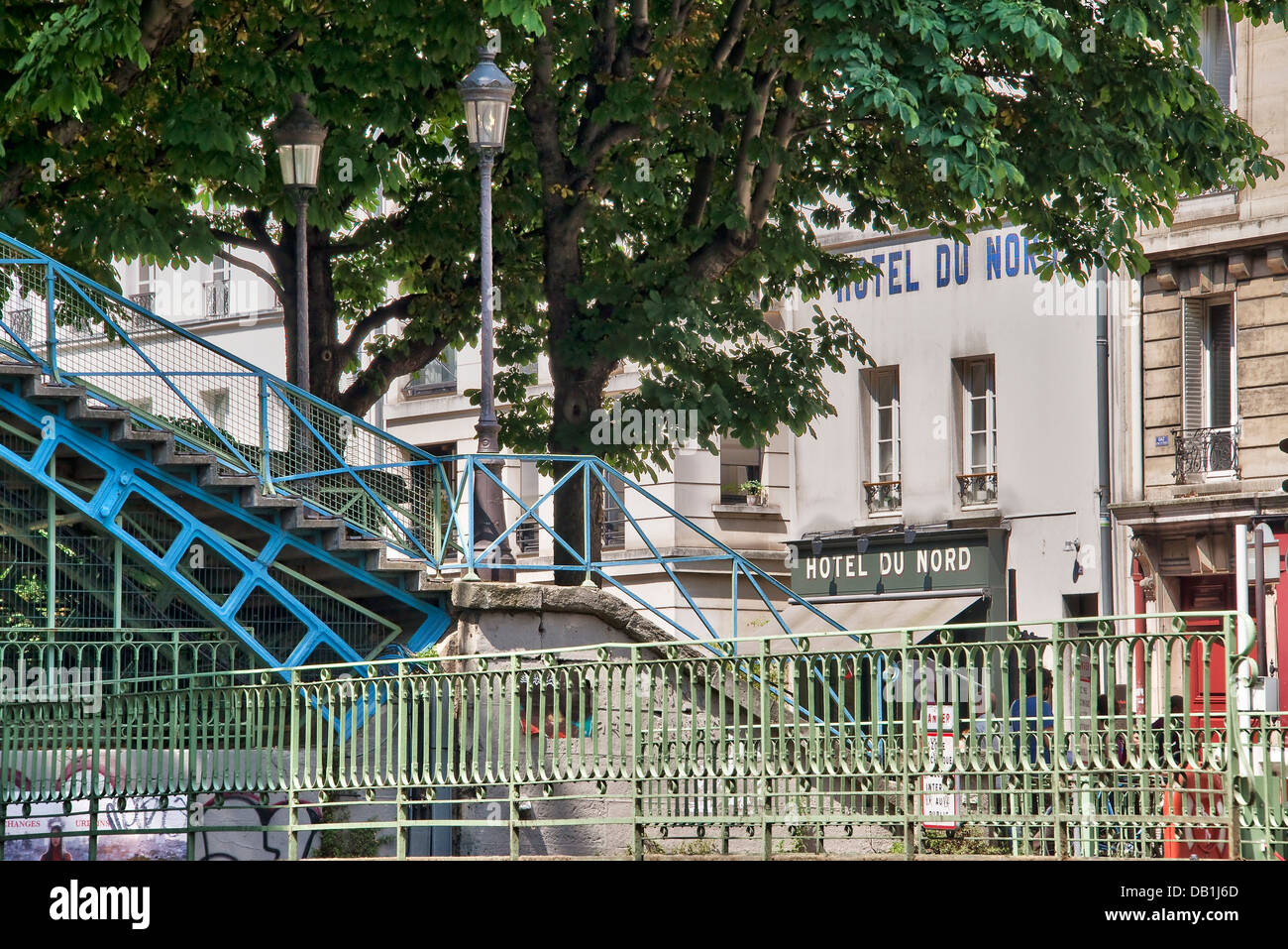 Hotel du Nord in der Nähe der Canal St Martin - Quai de Jemmapes, Paris, Frankreich Stockfoto