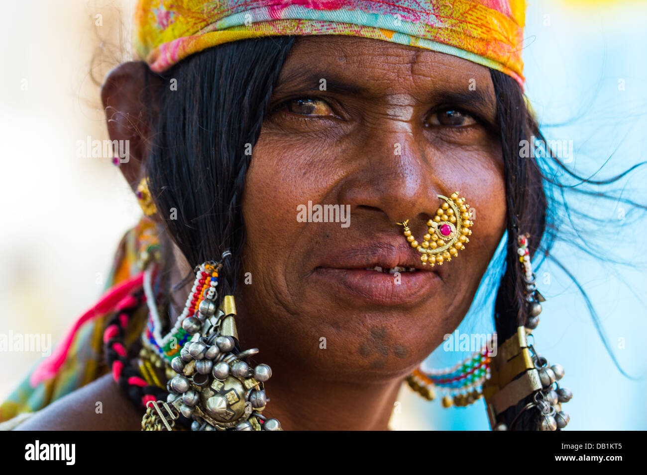 Lambada (verschiedene Namen gelten).  Porträt einer Art indischer Zigeuner in Karnataka, Indien Stockfoto