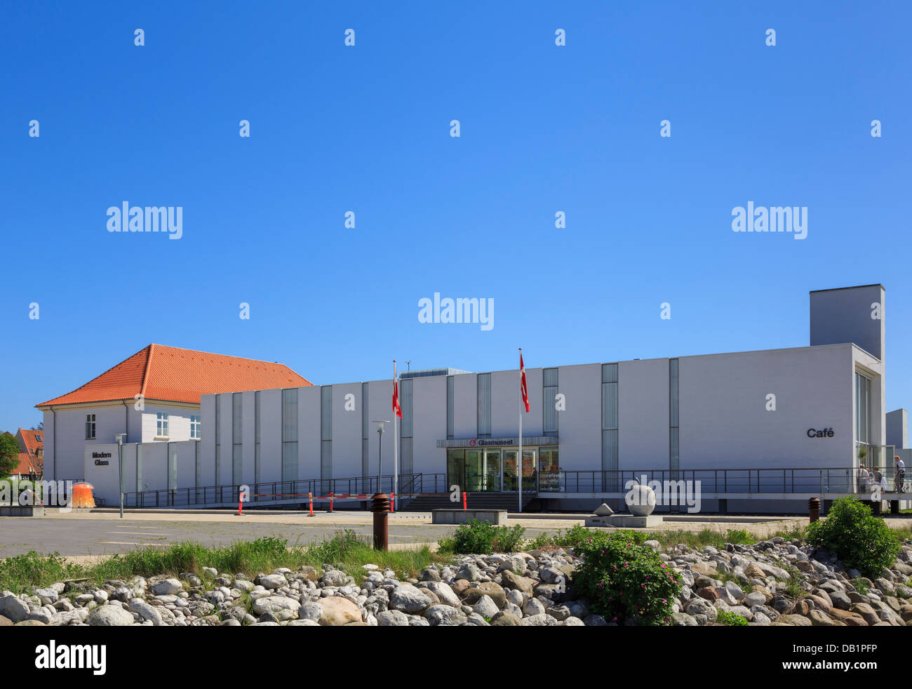 Glasmuseet Ebeltoft Glasmuseum enthält eine Ausstellung und Sammlung von weltweit zeitgenössischer Glaskunst in Ebeltoft Dänemark Stockfoto