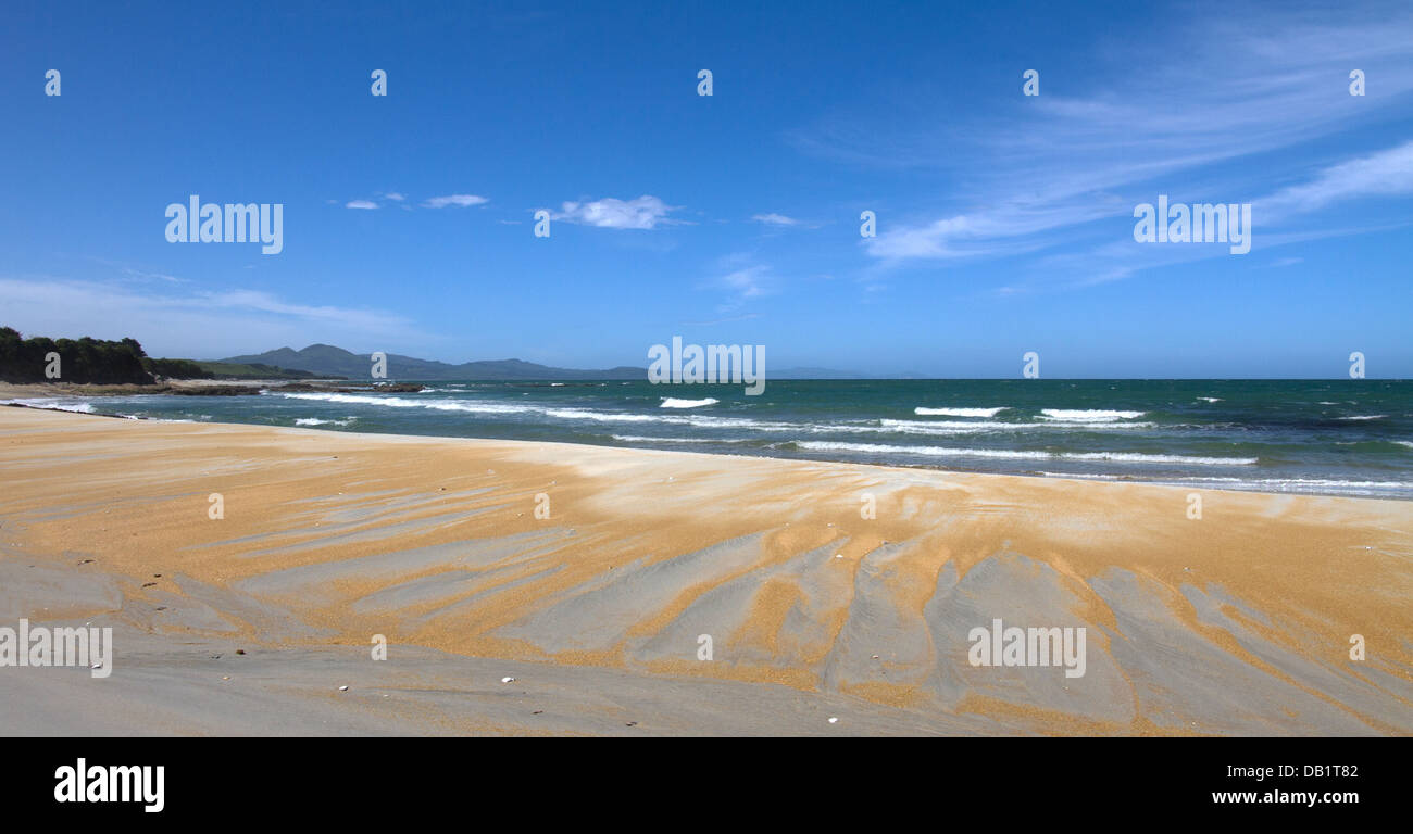 Sandstrand auf der Otago Halbinsel, Südinsel, Neuseeland Stockfoto