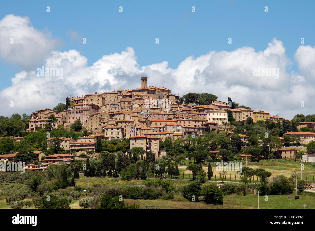 Panoramablick auf Gipfelstadt Saline di Volterra Toskana Italien Stockfoto