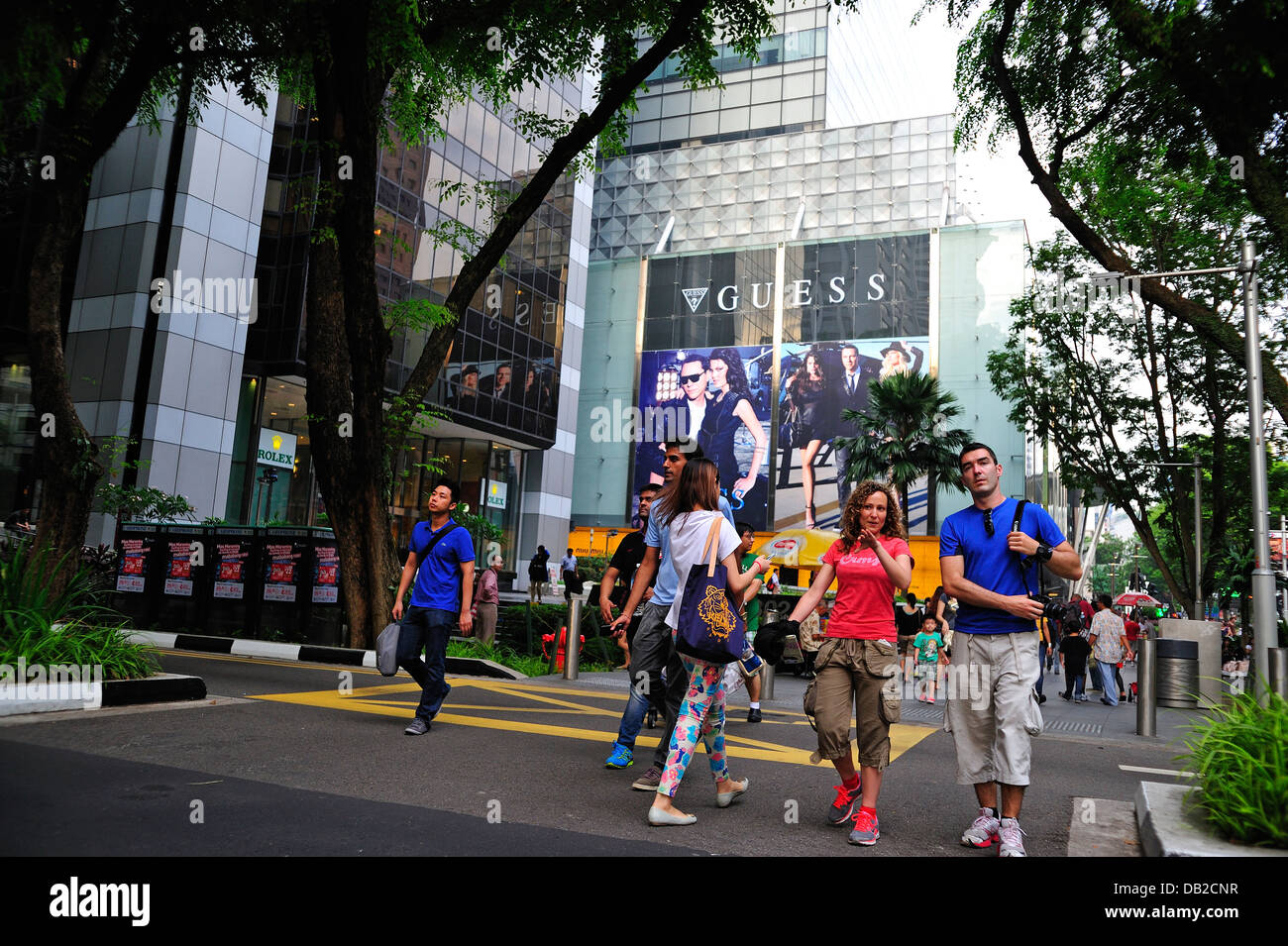 Shopper am Orchard Road Singapur Stockfoto