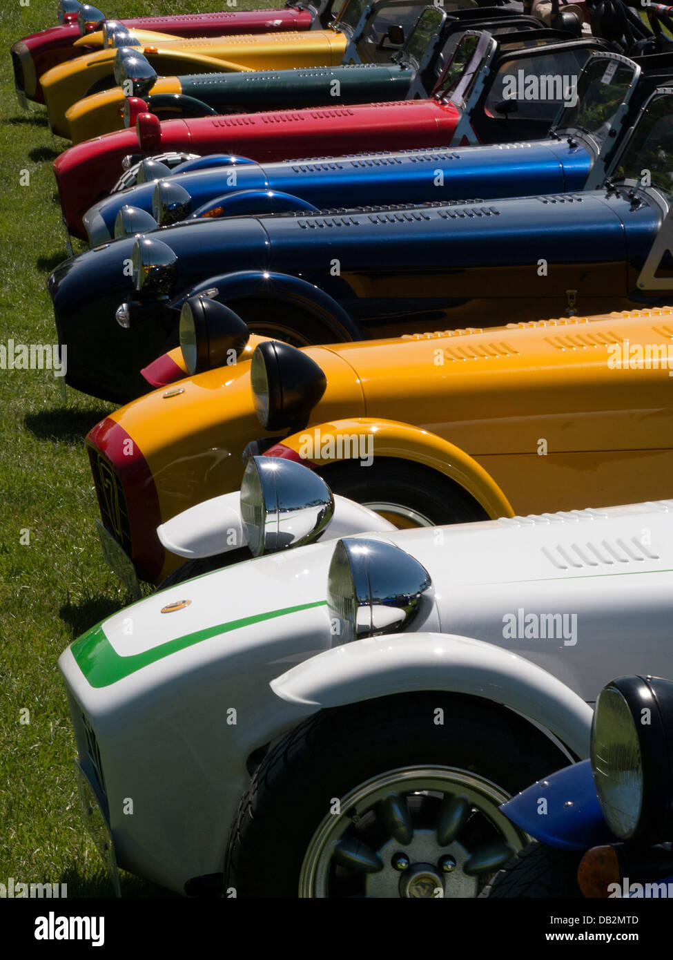 Reihe von Caterham Seven Autos im Club Veranstaltung 2013 Stockfoto