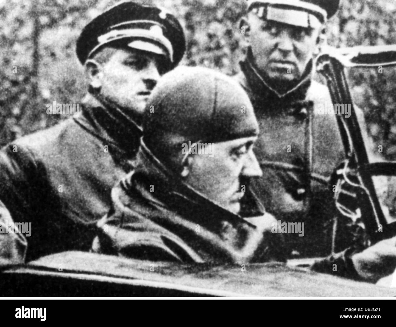 Hitler Is In The Car Stockfotos & Hitler Is In The Car Bilder Alamy