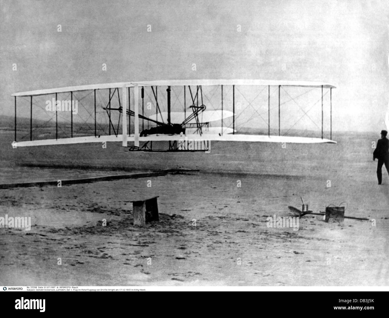 Transport / Transport, Luftfahrt, Flugzeuge, 1. Flug von Orville Wright Flyer I, Kitty Hawk, 17.12.1903, Zusatzrechte-Clearences-nicht verfügbar Stockfoto Transport / Transport, Luftfahrt, Flugzeuge, 1. Flug von Orville Wright Flyer I, Kitty Hawk, 17.12.1903, Zusatzrechte-Clearences-nicht verfügbar Stockfoto