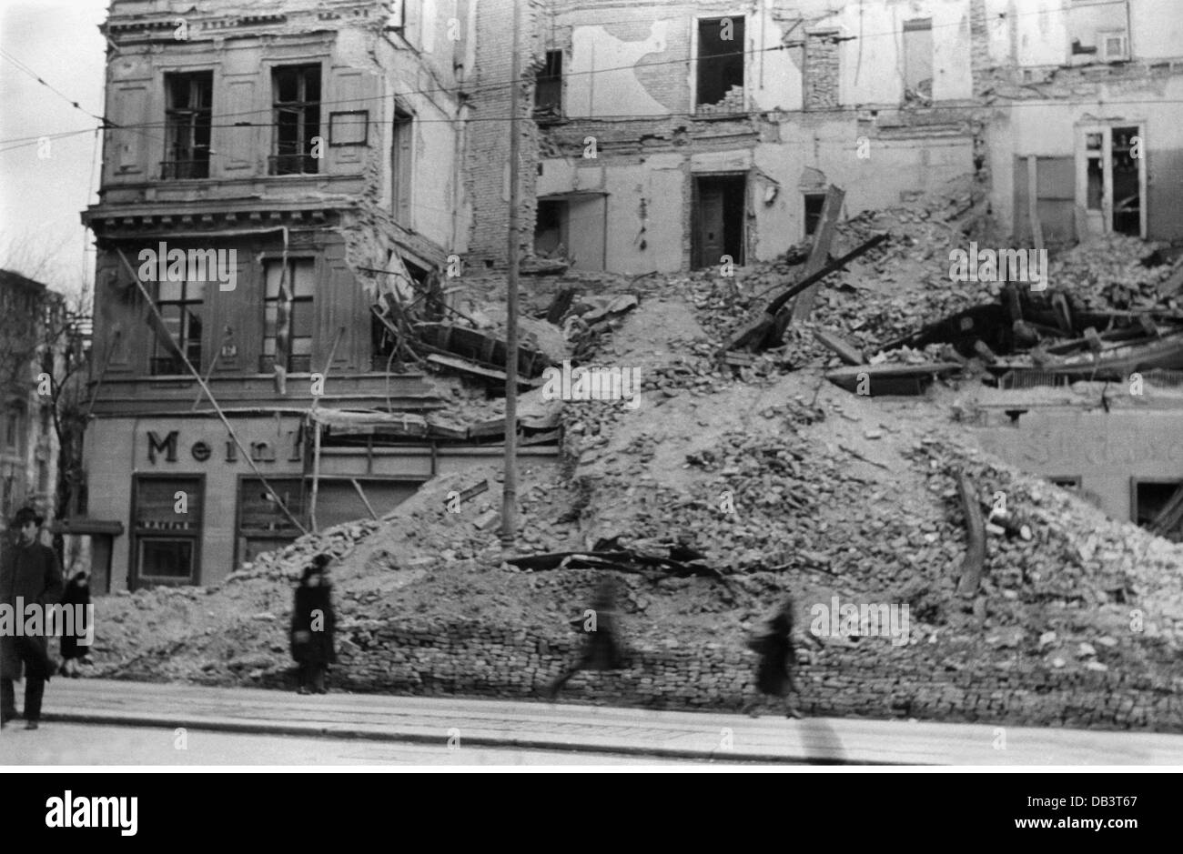 Nachkriegszeit, Österreich, zerstörtes Gebäude, Geschäftsstandort der Julius Meinl AG, Wien, 1945 / 1946, Zusatzrechte-Freiräumungen-nicht vorhanden Stockfoto