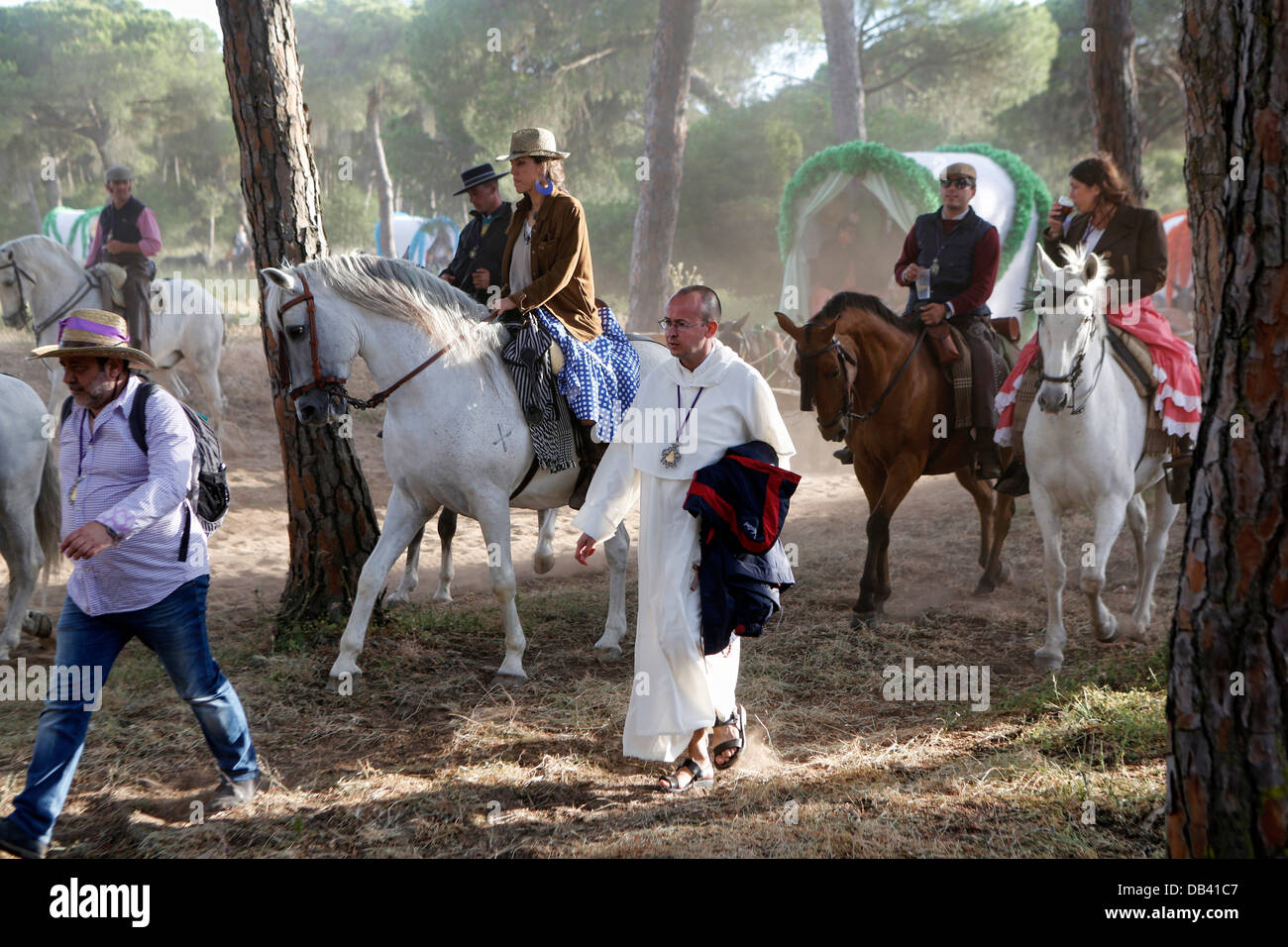 Katholische Pilger machen die jährliche Wallfahrt nach El Rocio in Andalusien, Südspanien Stockfoto
