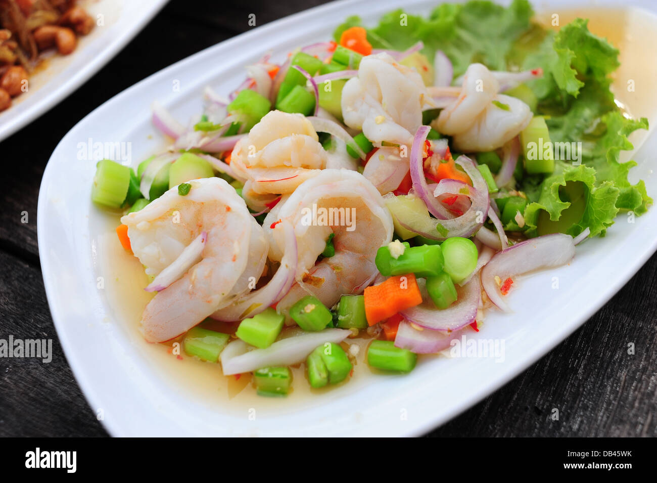 Kale Salat mit Garnelen, Thai-Küche Stockfoto
