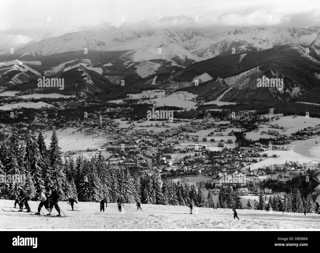 Veranstaltungen, 2. Weltkrieg, Polen, hinter der Front, deutsche Soldaten in Zakopane, 29.12.1941, Zusatzrechte-Clearences-nicht vorhanden Stockfoto