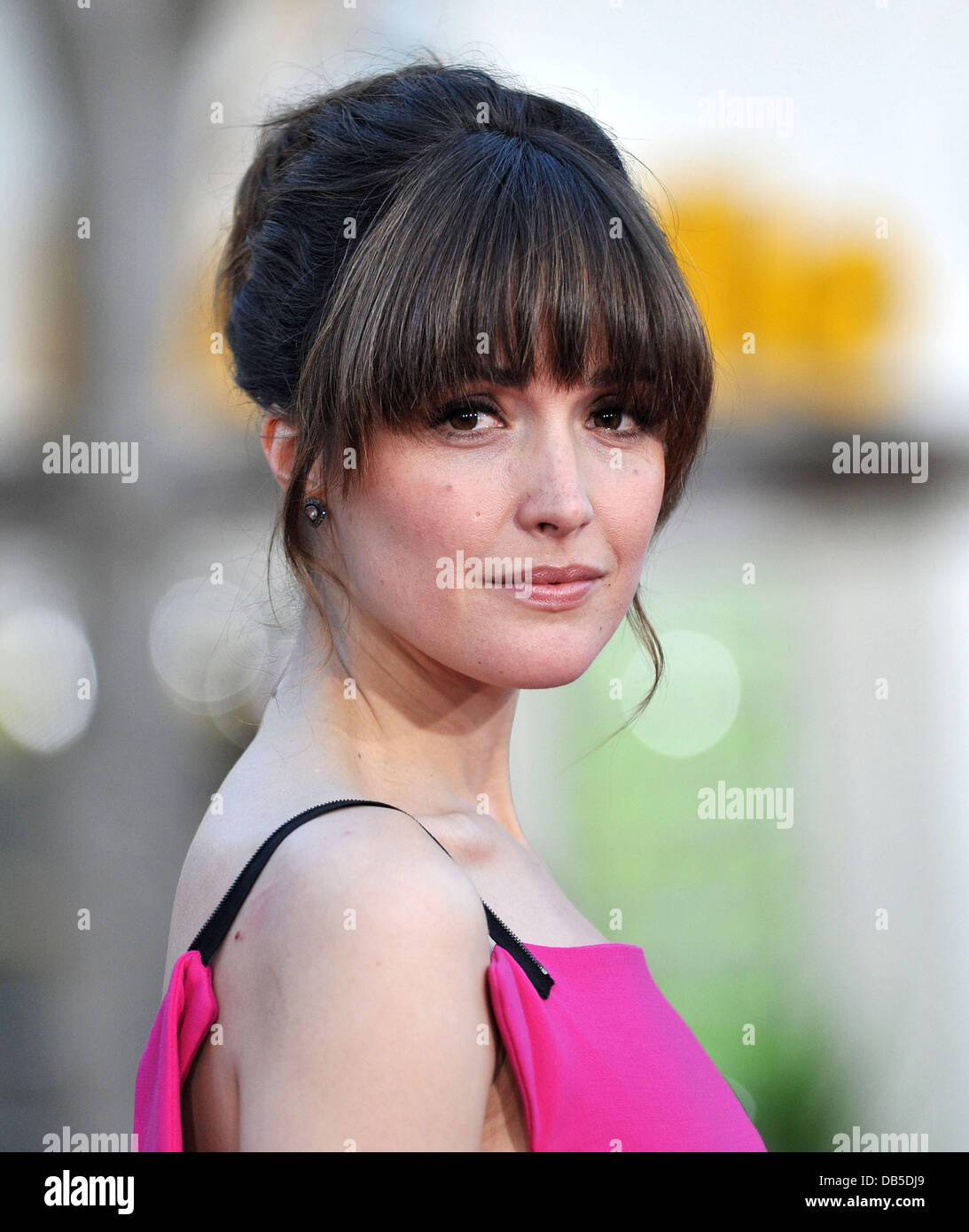 Rose byrne bridesmaids -Fotos und -Bildmaterial in hoher Auflösung – Alamy