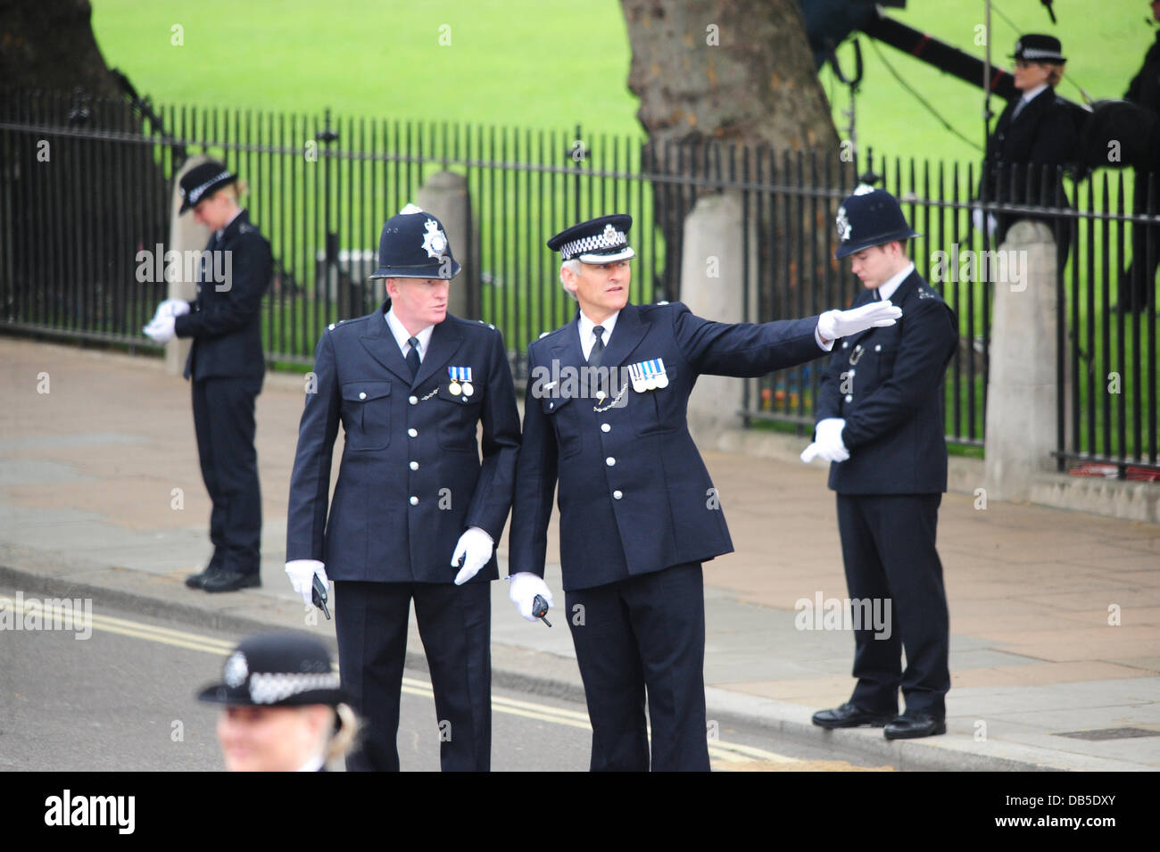 Polizei die Hochzeit von Prinz William und Catherine Middleton - Westminster Abbey London, England - 29.04.11 Stockfoto