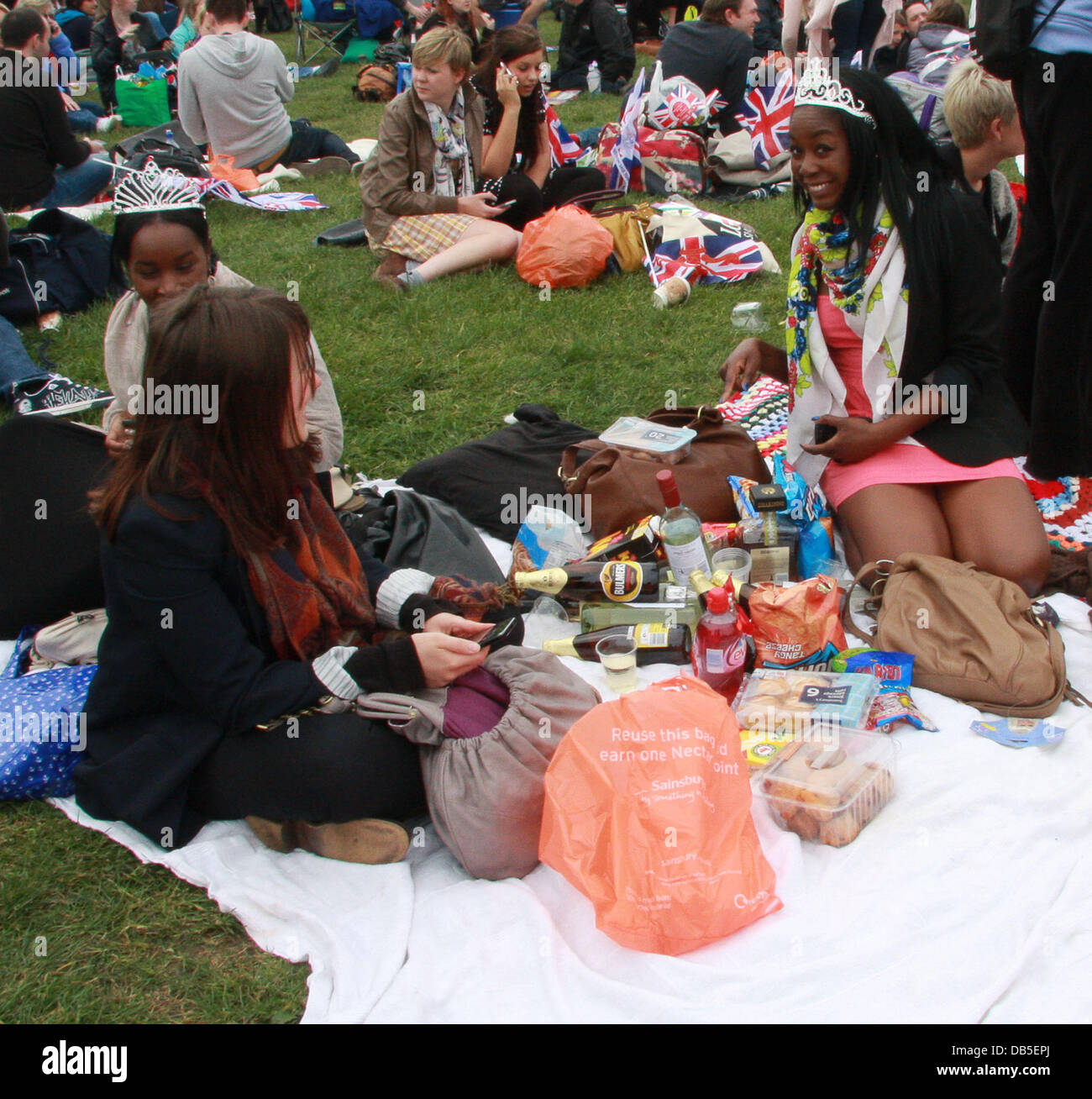 Die Hochzeit von Prinz William und Catherine Middleton - Hyde Park London, England - 29.04.11 Stockfoto