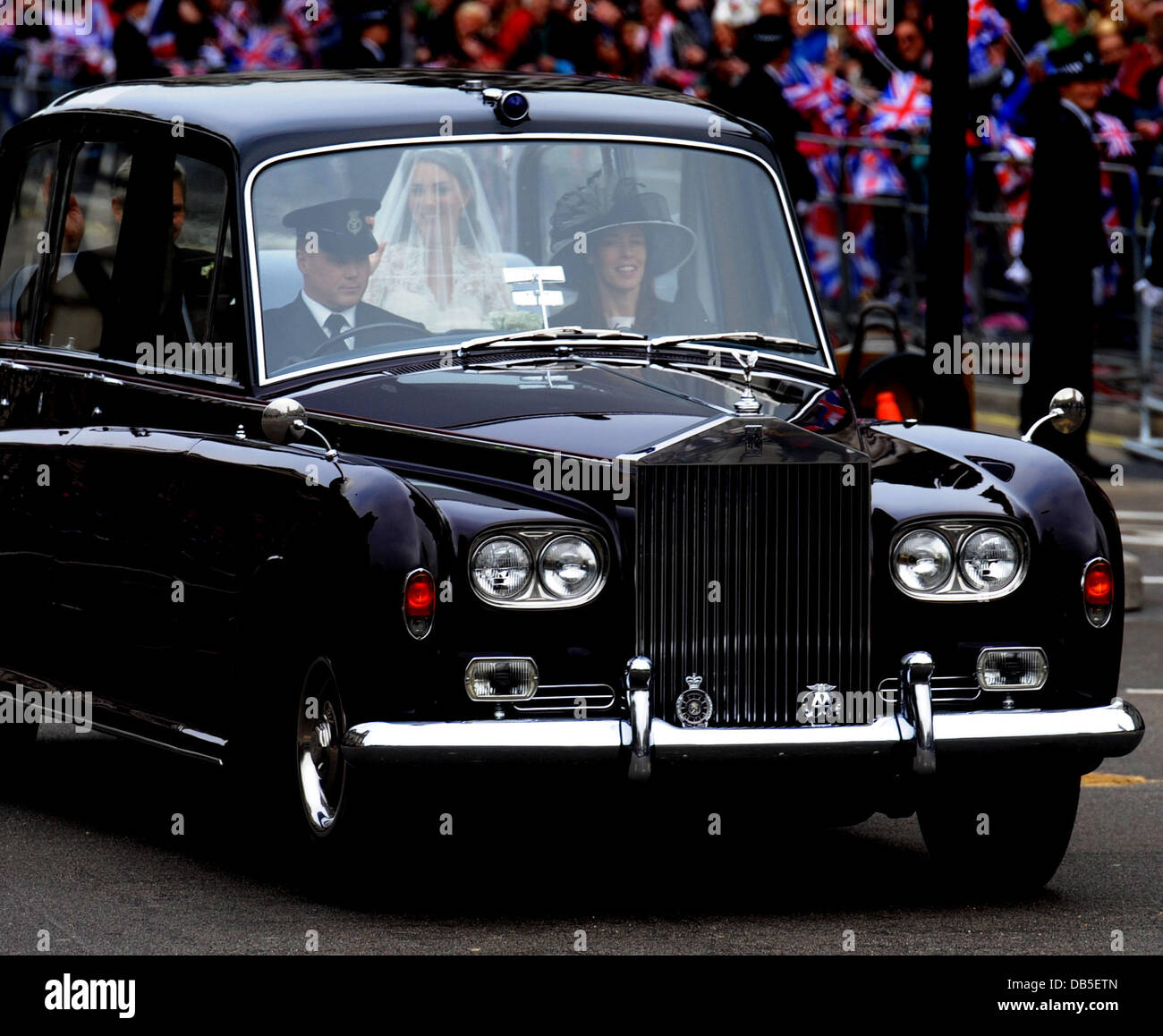 Catherine Middleton ankommen, die Hochzeit von Prinz William und Catherine Middleton - Parlament Square Ankünfte London, England - 29.04.11 Stockfoto