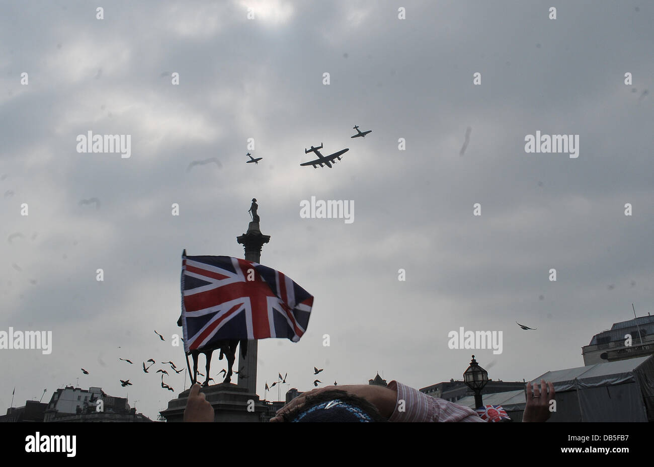 Die Hochzeit von Prinz William und Catherine Middleton - Vorbeiflug von der Royal Air Force und Battle of Britain Memorial Flight London, England – 29.04.11 Stockfoto