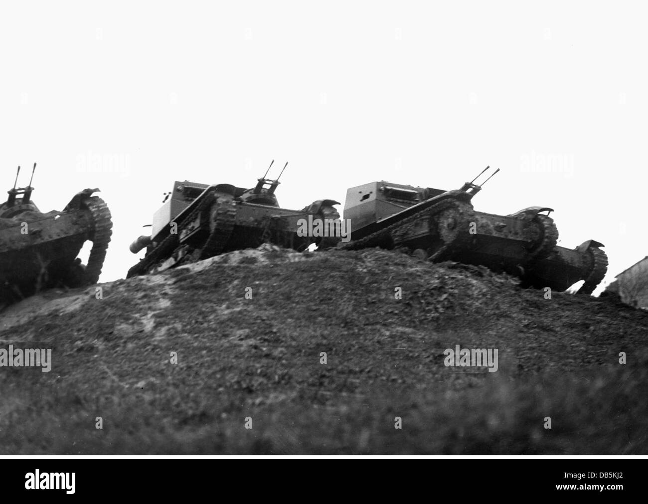 Militär, Italien, Armee, Tankette Carro Veloce CV-35 (L3/35) während eines Panzerrennens in Italien, 1936, zusätzliche-Rechte-Abfertigung-nicht verfügbar Stockfoto