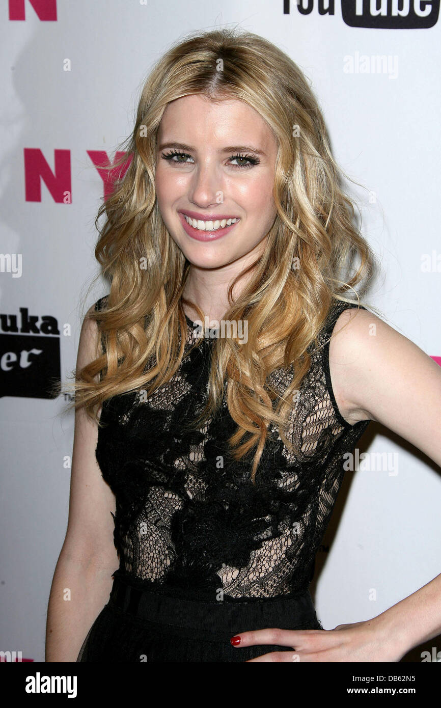 Skypeda kokrakni korsatish uchun firibgarlik