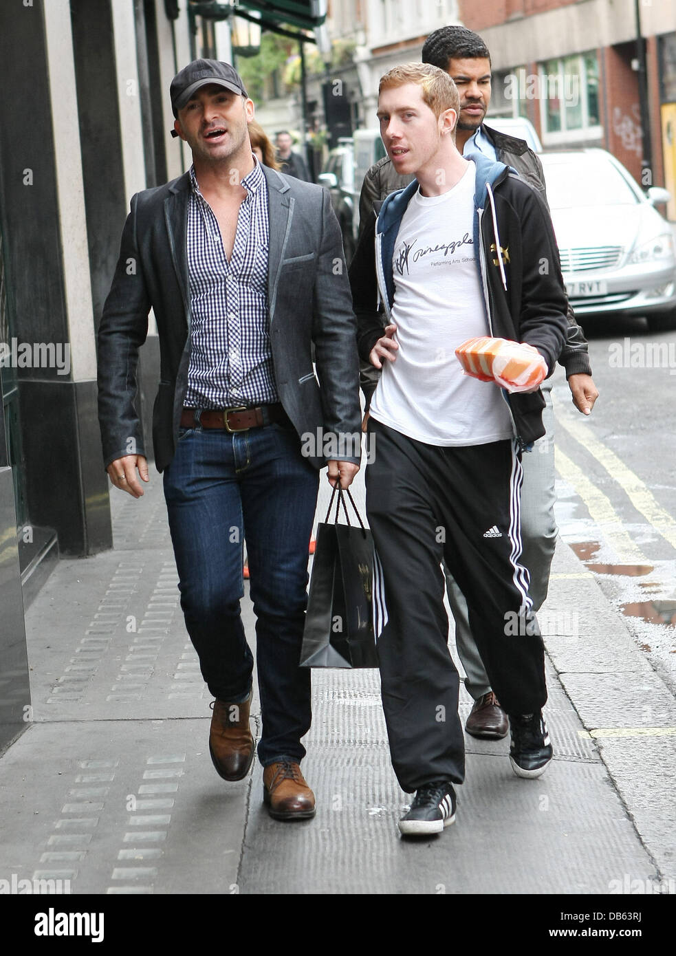 Louie Spence außerhalb der Ivy Restaurant London, England - 05.05.11 Stockfoto