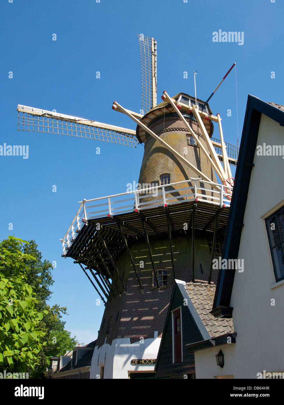 Windmühle de Hoop in Loenen Aan de Vecht, Utrecht, Niederlande. Aus dem Jahr 1903, nachdem sein Vorgänger durch einen Brand zerstört wurde. Stockfoto