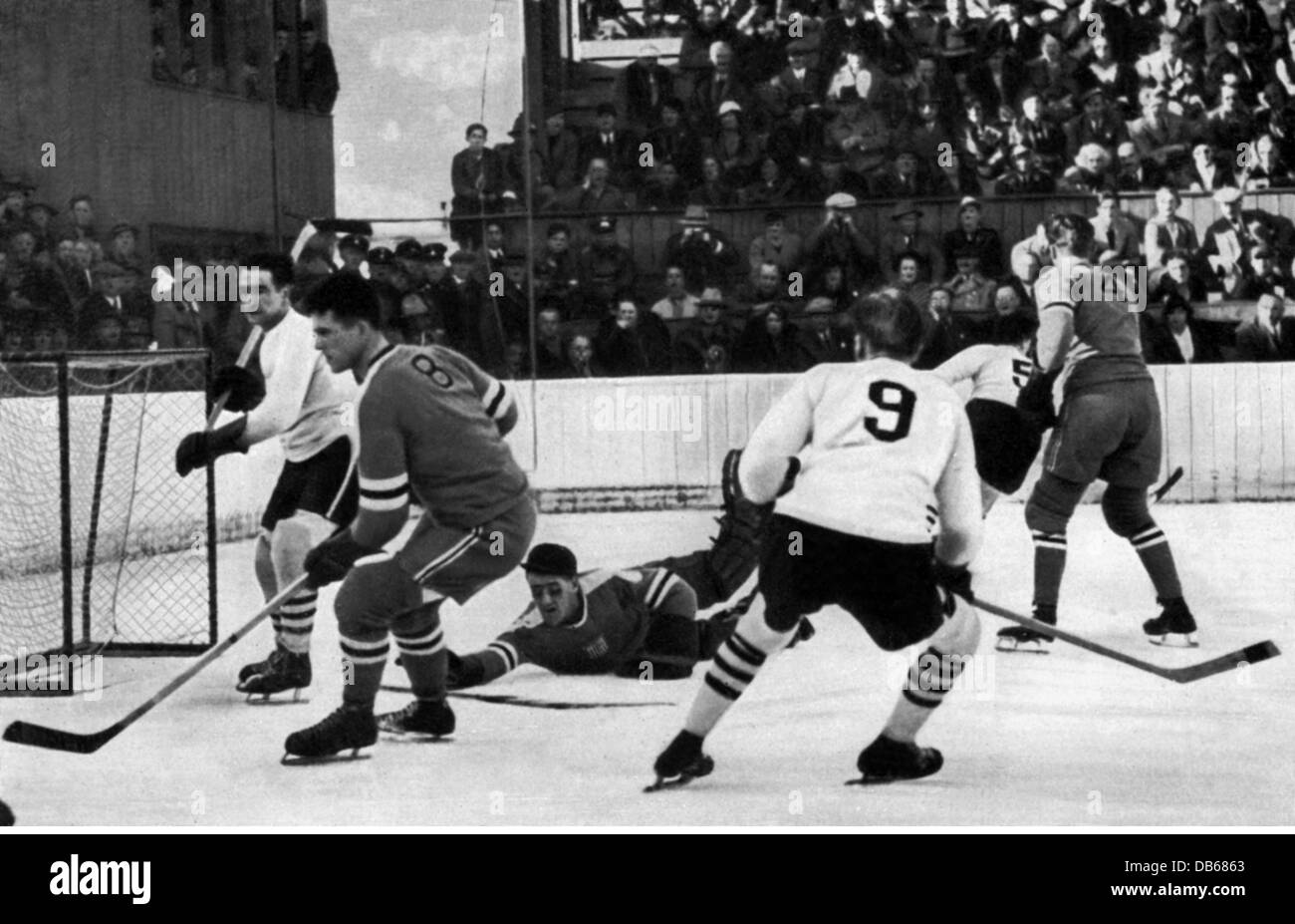 Hockeyspiel der 1930er jahre Fotos und Bildmaterial in hoher