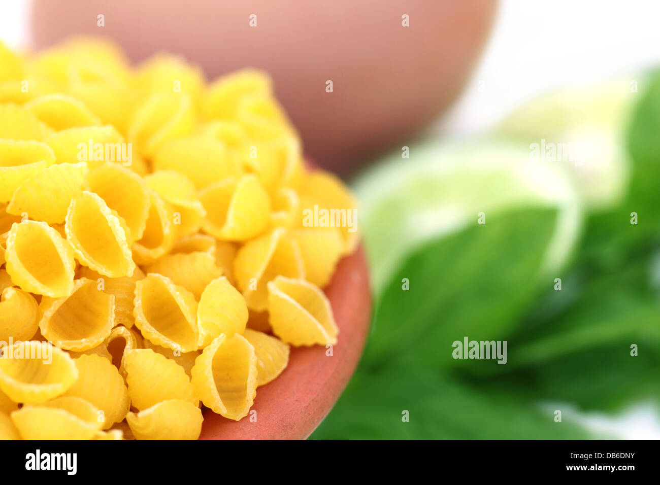 Nudeln Makkaroni mit anderen Stoffen Stockfoto