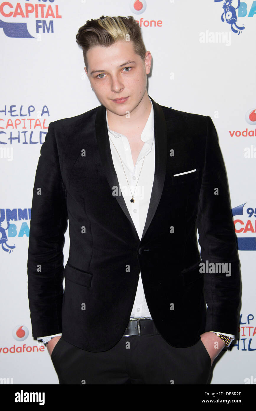 John Newman kommt für die Capital FM Sommer Ball, Wembley Stadium, London, Sonntag, Juni. 9, 2013. Stockfoto