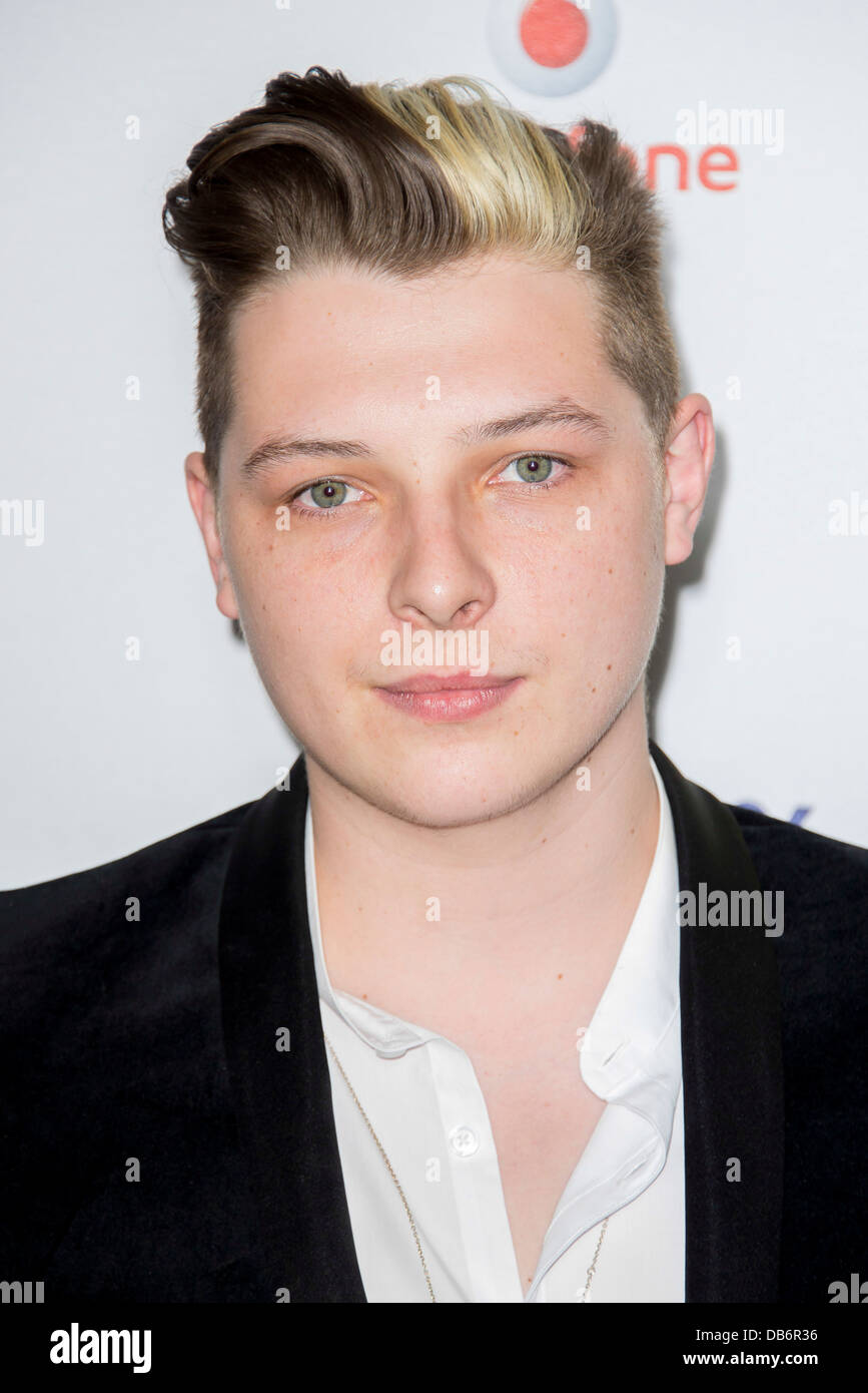 John Newman kommt für die Capital FM Sommer Ball, Wembley Stadium, London, Sonntag, Juni. 9, 2013. Stockfoto