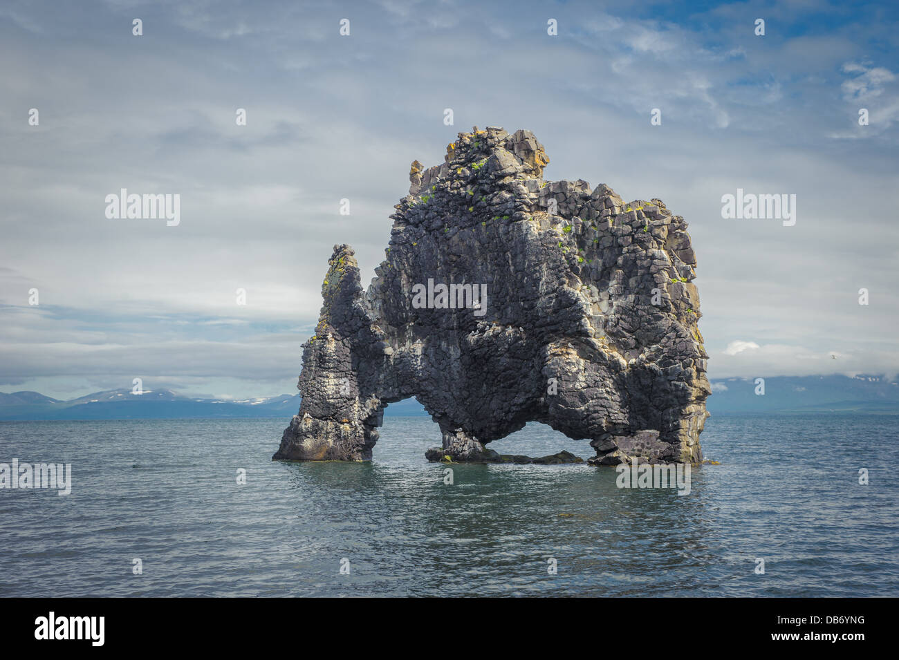 Hvítserkur, Felsformation im Hunafjordur Fjord, Island Stockfoto