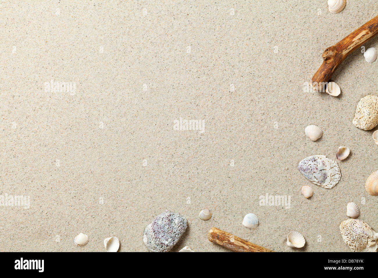 Sand-Hintergrund. Sandy Beach Textur. Sommer-Konzept. Ansicht von oben Stockfoto