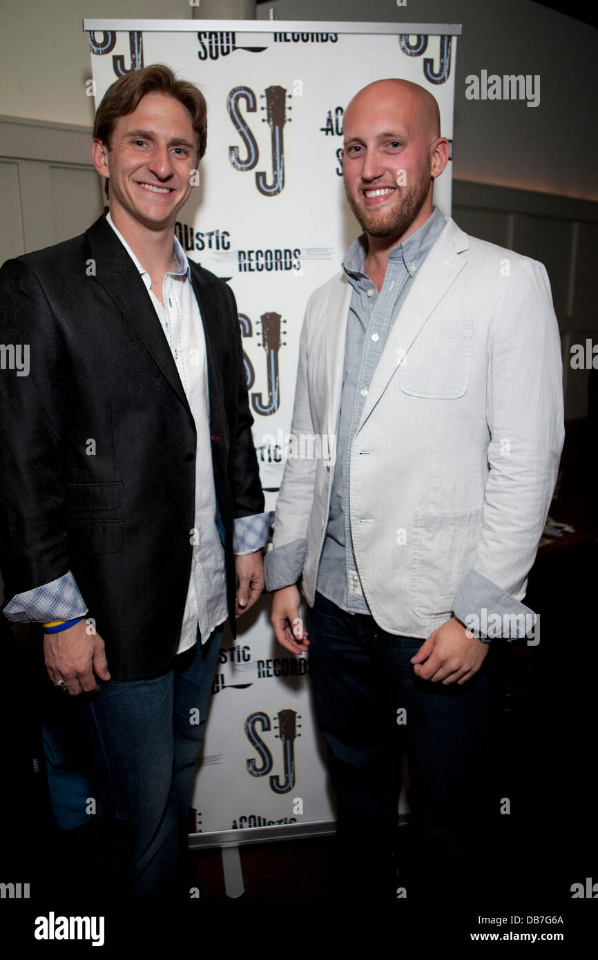 Matt Brooks & Mark Ingram (von ACOUSTIC SOUL RECORDS) LP Realse Partei für die Band S J im Soho House New York City, USA - 11.05.11 Stockfoto