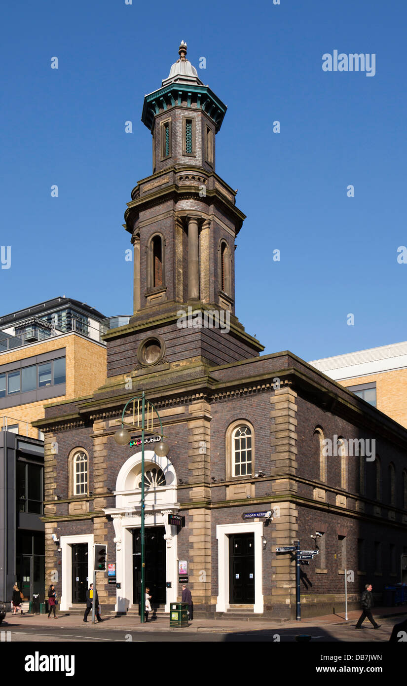 Großbritannien, England, Birmingham, Broad Street, Popworld Nachtclub, ehemalige zweite Kirche Christi Wissenschaftler, Stockfoto