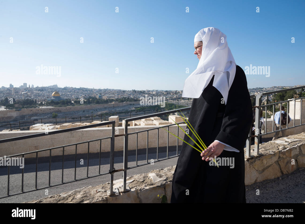 Katholische Palmsonntag Prozession vom Ölberg in Jerusalem, Israel. Stockfoto