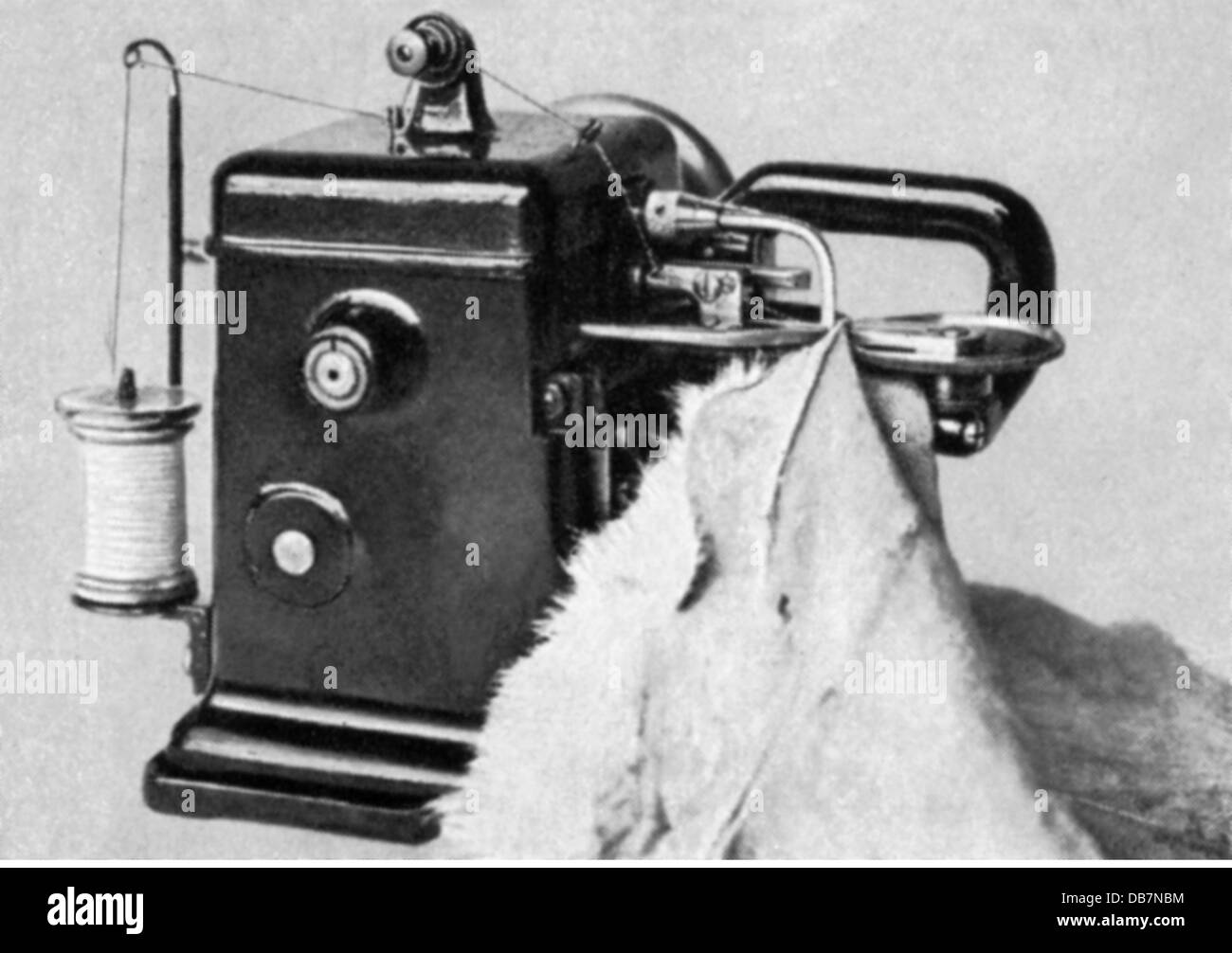 Industrie, Maschinen, Nähmaschine für Pelze, 1920er Jahre, Zusatz-Rechte-Clearences-nicht vorhanden Stockfoto