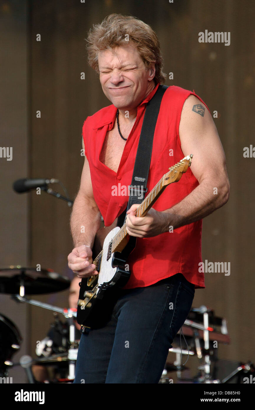 US-Sänger, führt Jon Bon Jovi auf dem Barclaycard britischen Sommer Festival im Hyde Park, London, Freitag, 5. Juli 2013. Stockfoto