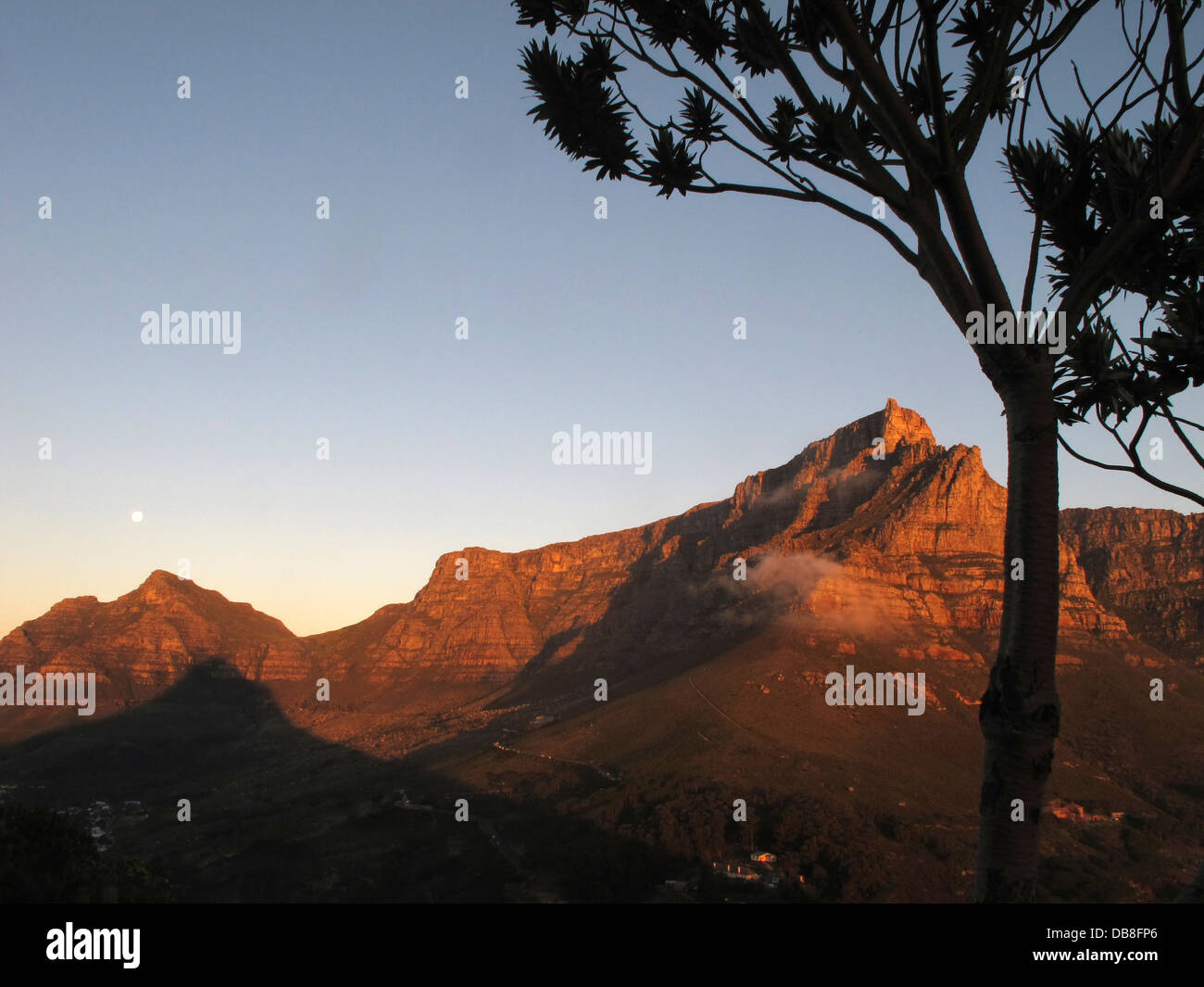 Sonnenuntergang auf dem Tafelberg, Kapstadt Stockfoto