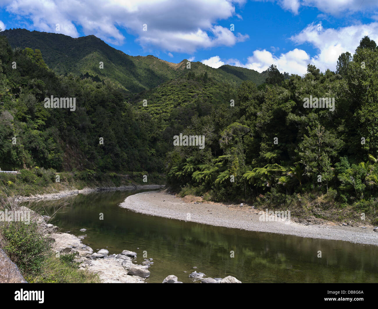 dh Waioeka Gorge Bucht von viel NEW ZEALAND Bergschlucht Waioeka Fluß Flüsse stream Stockfoto