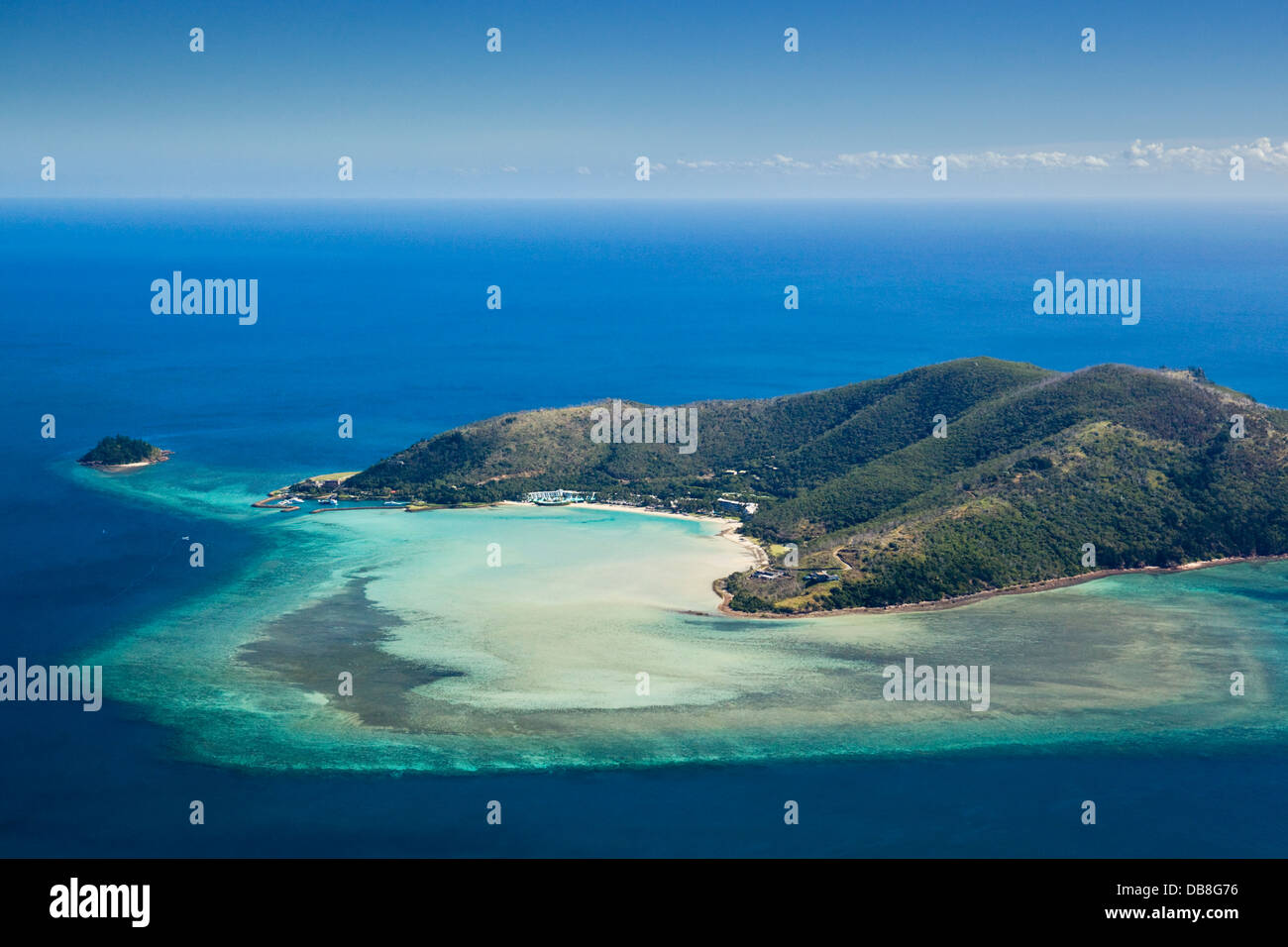 Luftaufnahme von Hayman Island - eine private Insel bekannt für seine Luxus-Resort. Whitsunday Islands, Queensland, Australien Stockfoto