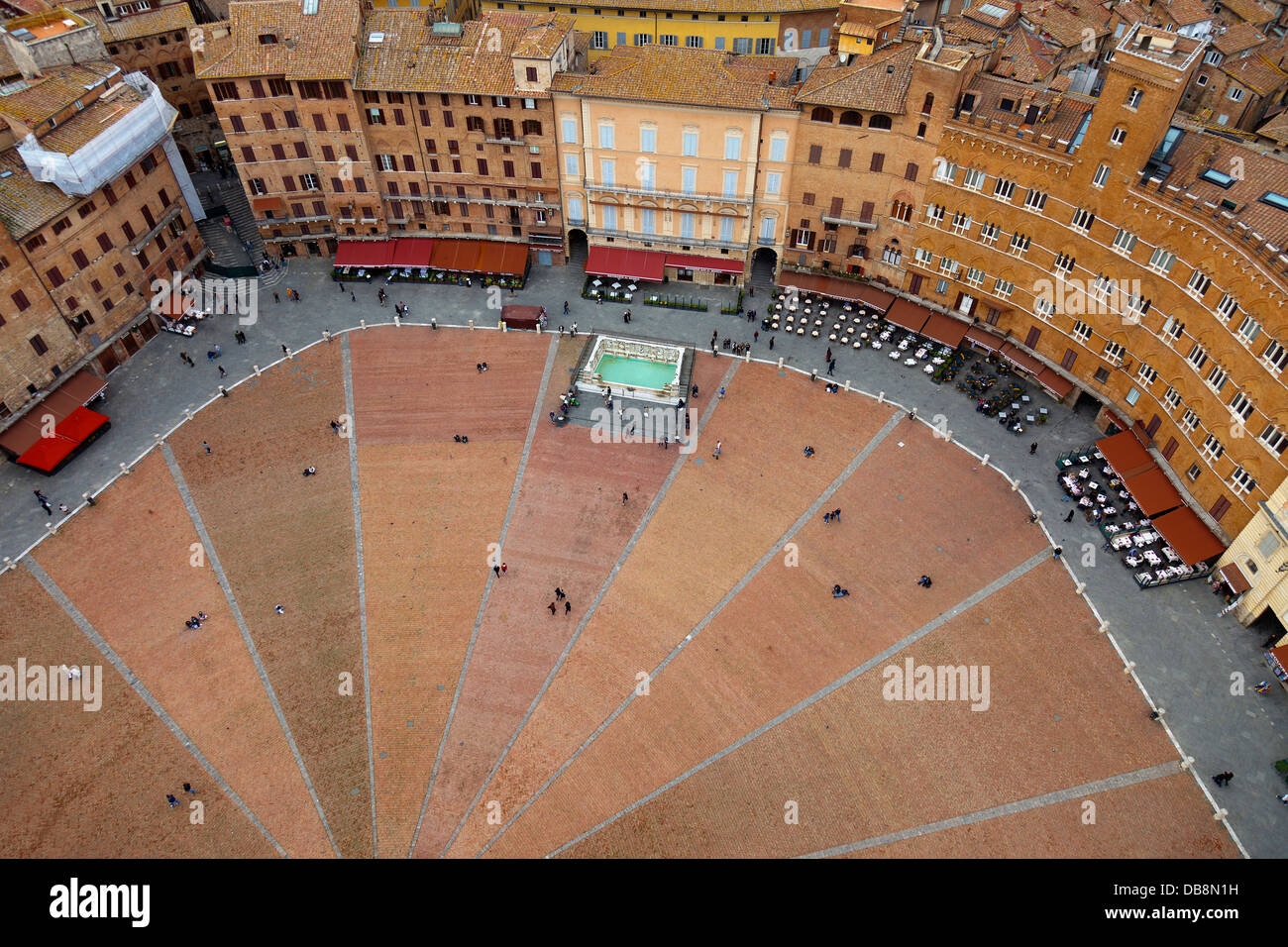 Siena, Piazza del Campo.Blick vom Turm Mangia.Toskana, Italien. Stockfoto