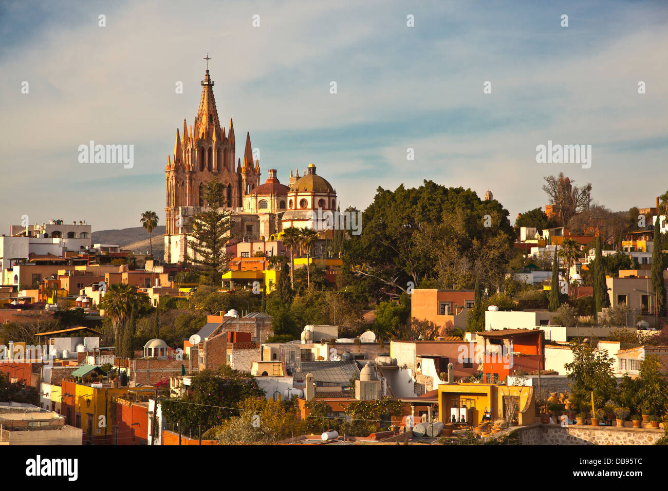 Die Kathedrale von SAN MIGUEL DE ALLENDE heißt La PARROQUIA und ist das Herzstück der Stadt - Mexiko Stockfoto