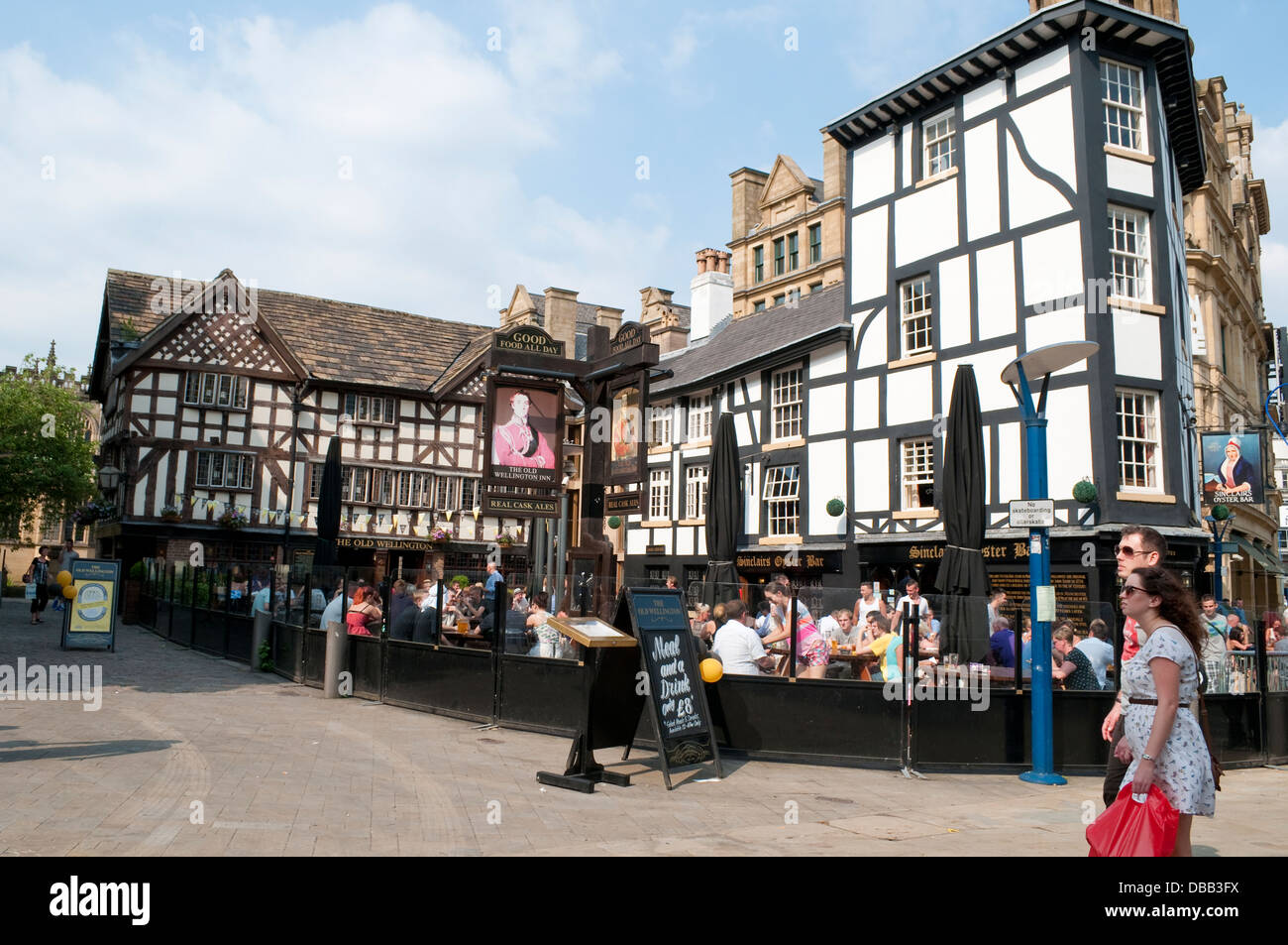 Der alte Wellington Pub, Manchester, UK Stockfoto