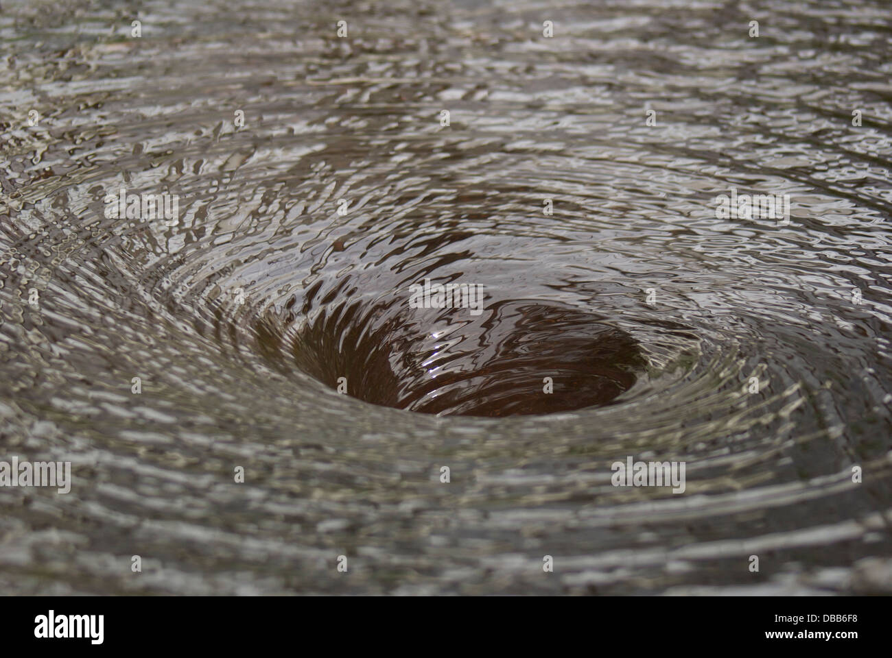 Wasserfall und fließendes Wasser Stockfoto