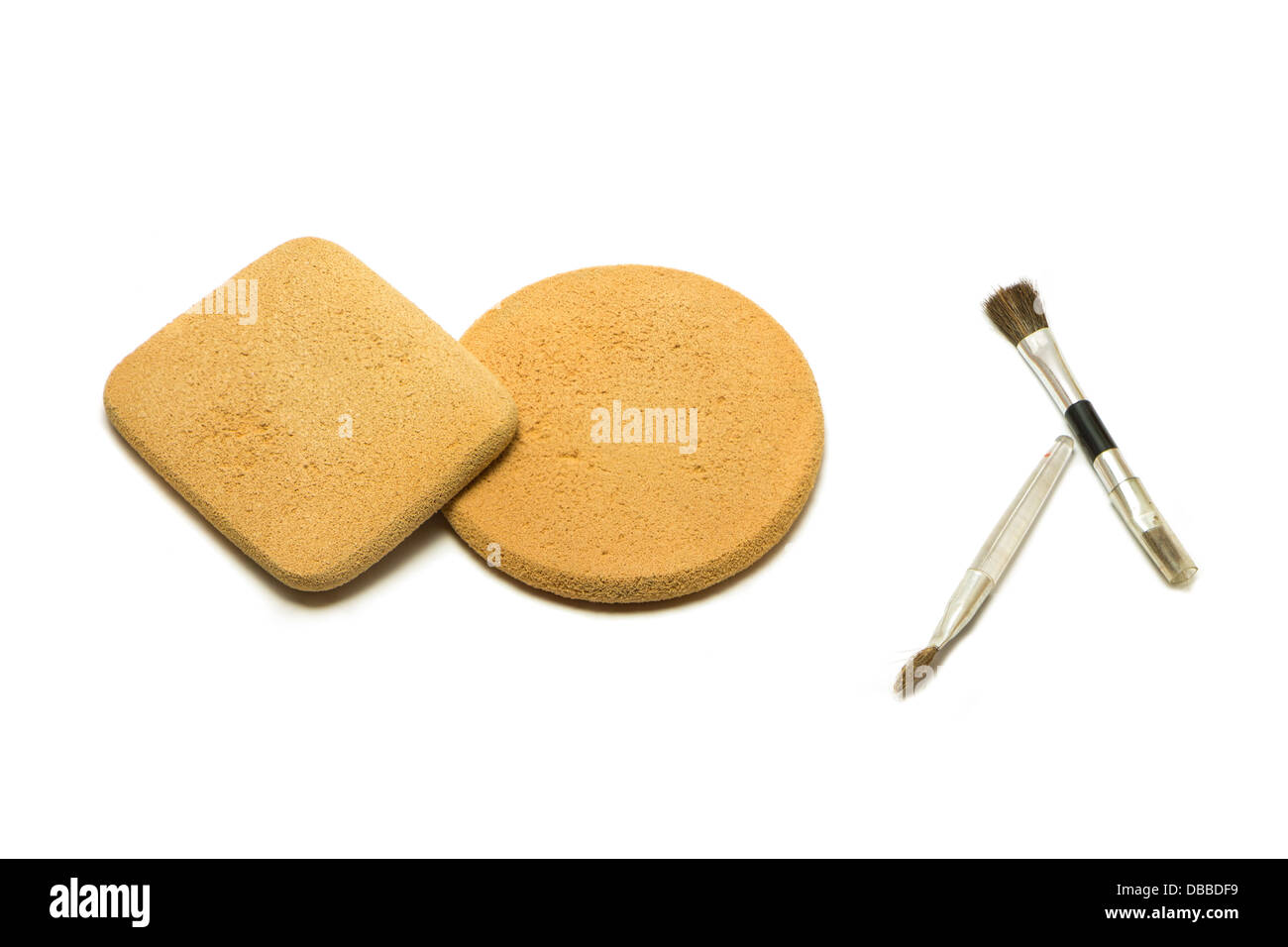 Make-up Schwämme und zwei schmutzige kleine Bürste verwendet. Stockfoto