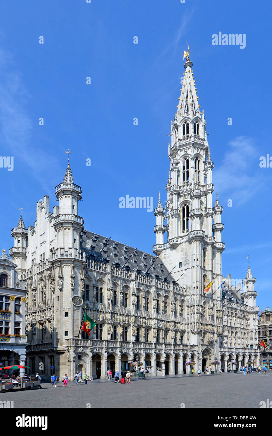 Brüssel Rathaus in der Grand Place Central Square (für konvergierenden Branchen korrigiert) Grand Place Brüssel Belgien Stockfoto