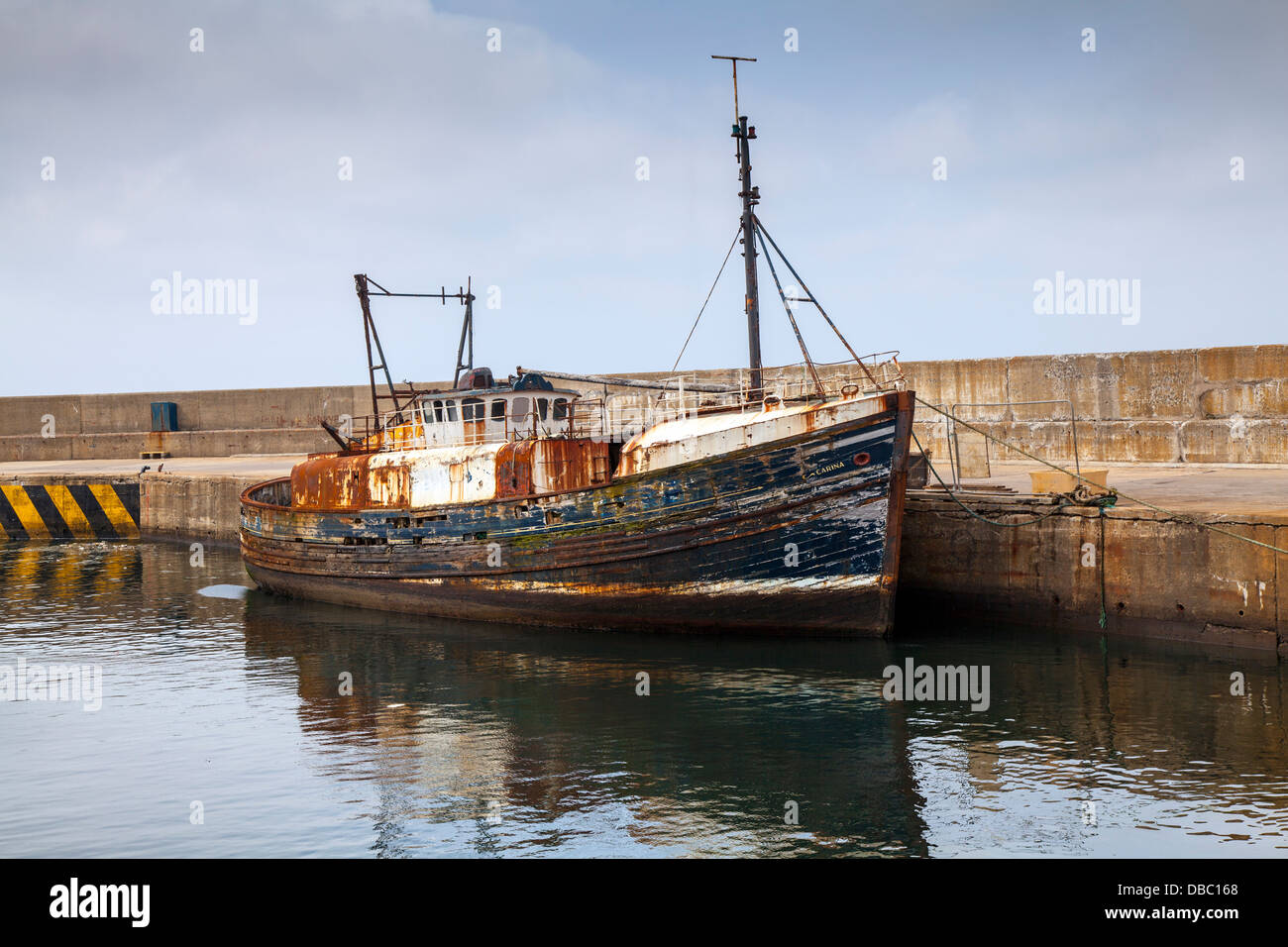 Schiffe und Hering Boote im Hafen von MacDuff, Morayshire, nördlichen Schottland, Großbritannien Stockfoto