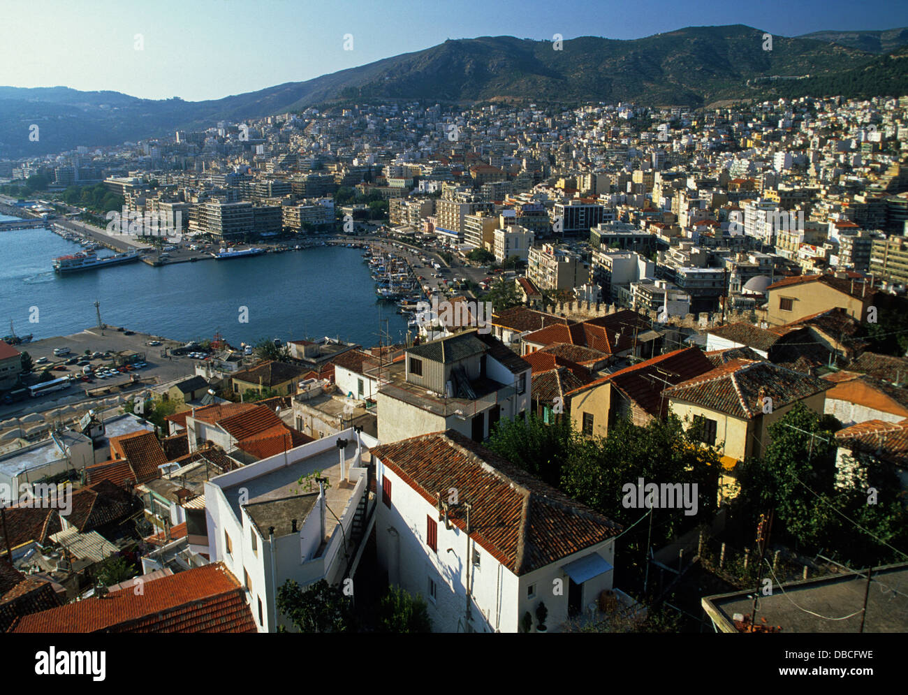 Kavala ist die zweitgrößte Stadt im Norden Griechenlands, der wichtigste Seehafen von Ost-Mazedonien Stockfoto