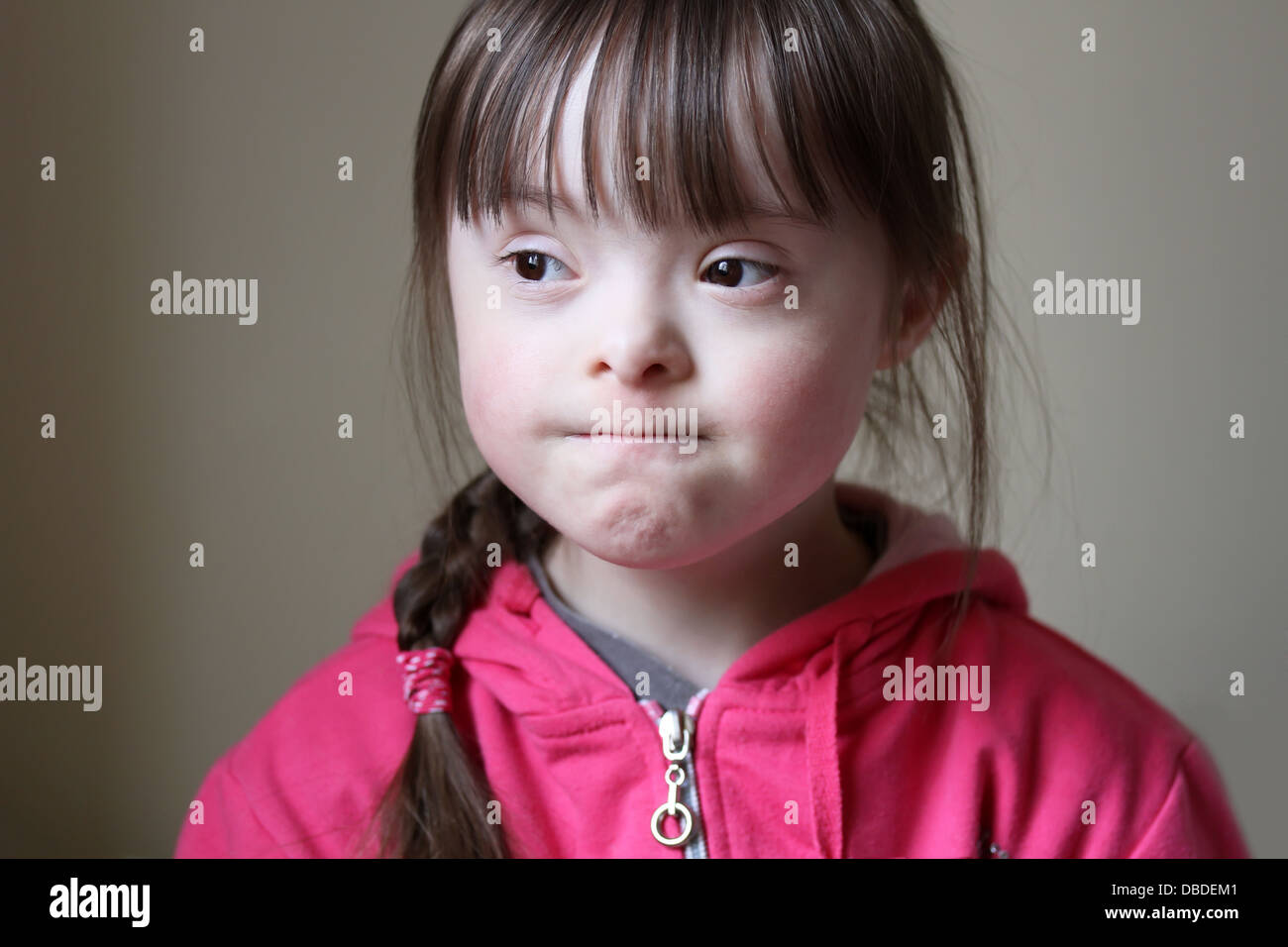 Porträt von schönen jungen Mädchen Stockfoto