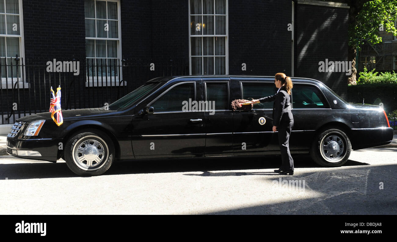 Präsident Barack Obama Auto "The Beast" am 10 Downing Street in London, England - 25.05.11 Stockfoto