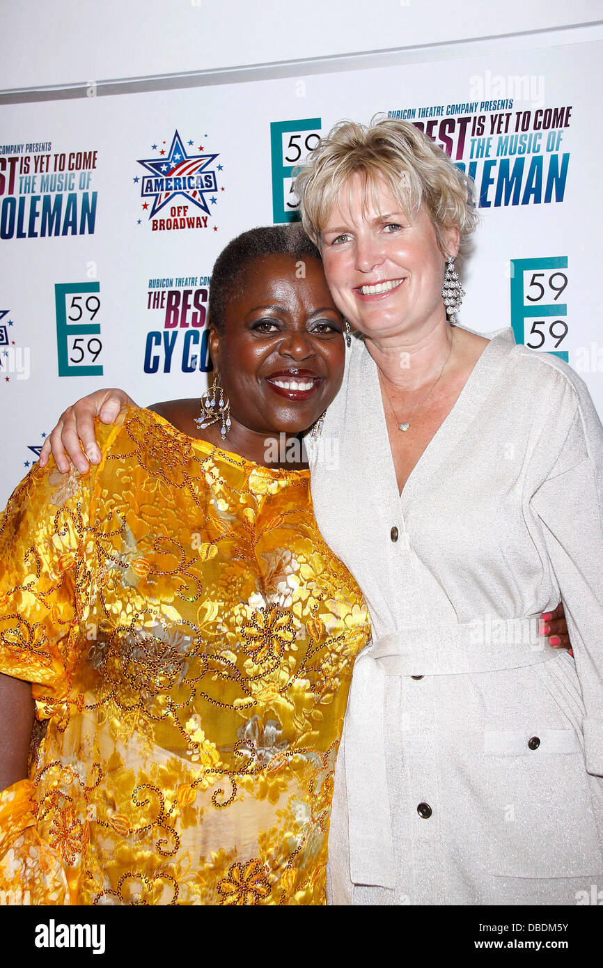 Lillias White und Shelby Coleman Öffnung Nacht nach der Party für die Rubicon-Theater-Produktion von "The Best ist noch zu kommen: die Musik von Cy Coleman" an der 59E59 Theater New York City, USA - 25.05.11 Stockfoto